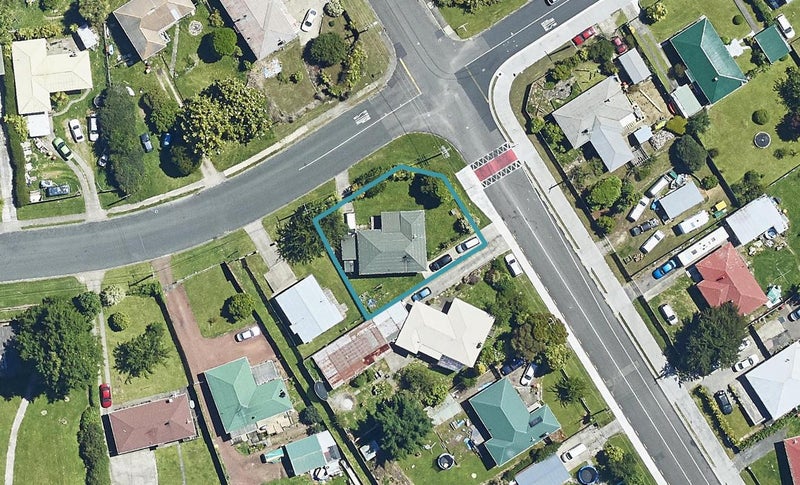 42 Thomas Crescent, Western Heights, Rotorua - Carousel 1