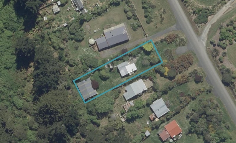 14 Beach Road, Long Beach, Port Chalmers - Carousel 1