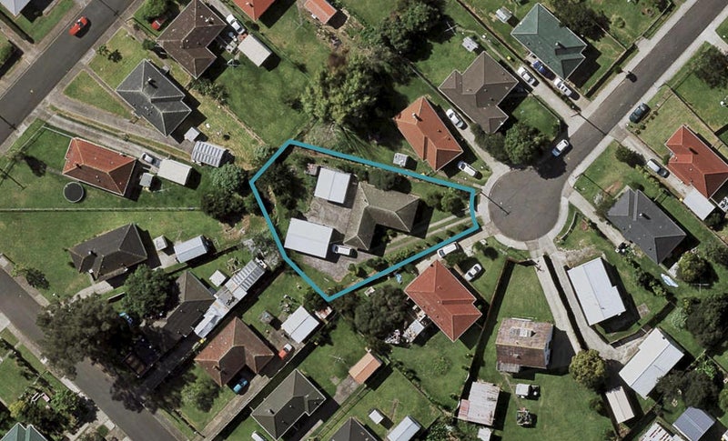 9 Ross Avenue, Otara, Auckland - Carousel 1