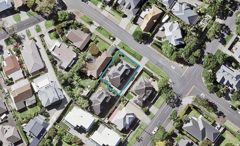 1/89 Vale Road, Saint Heliers, Auckland - Carousel 1