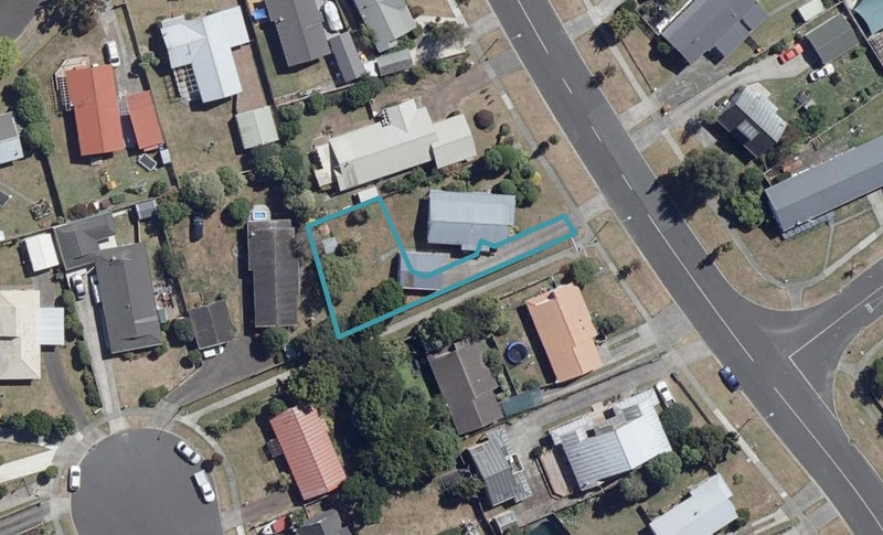 3/45 Endeavour Avenue, Flagstaff, Hamilton - Carousel 1