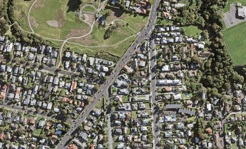 1664B Great North Road, Avondale, Auckland - Carousel 1