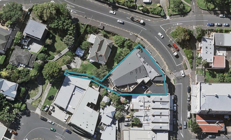 2C/105 Victoria Road, Devonport, Auckland - Carousel 1