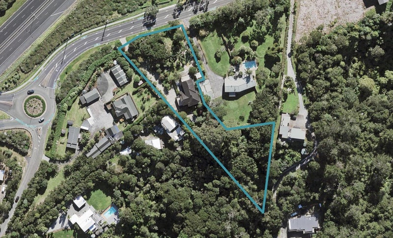 21 Upper Harbour Drive, Greenhithe, Auckland - Carousel 1