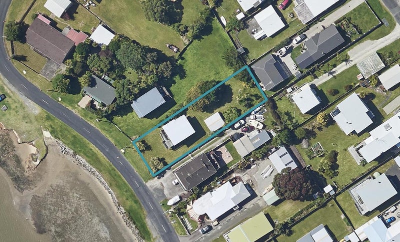 39 Pio Road, Bowentown, Waihi Beach - Carousel 1