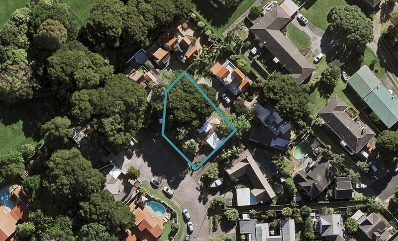 8 Cobblestone Lane, Hillcrest, Auckland - Carousel 1