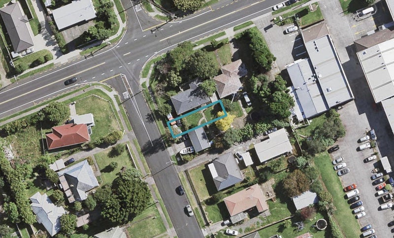 2E Fields Road, Manurewa, Auckland - Carousel 1