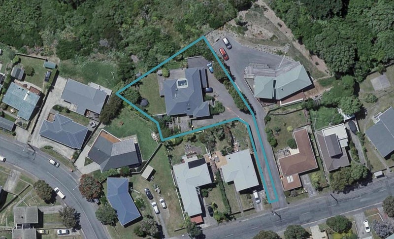 40 Ahuriri Street, Strathmore Park, Wellington - Carousel 1