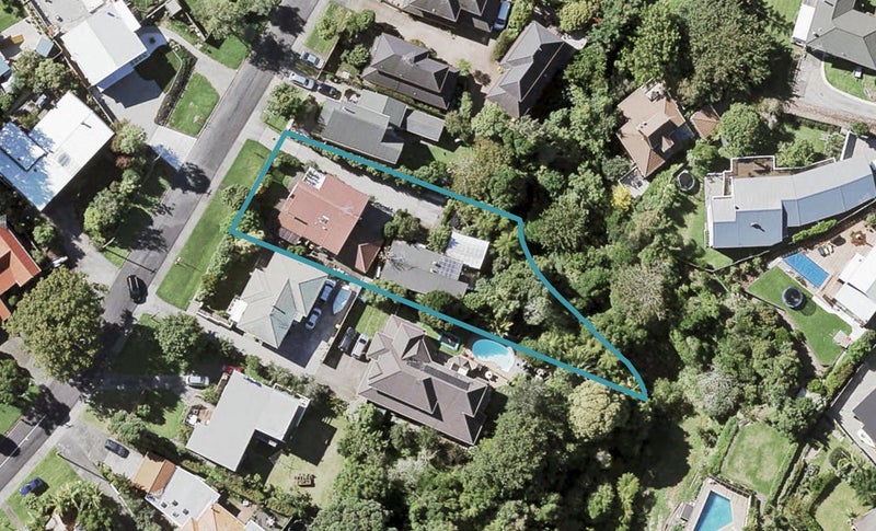 23A Luplau Crescent, Cockle Bay, Auckland - Carousel 1