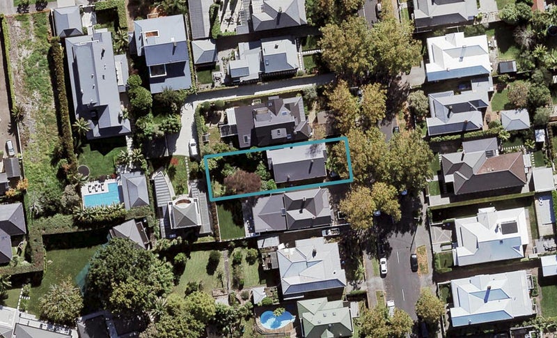 14 Herne Bay Road, Herne Bay, Auckland - Carousel 1