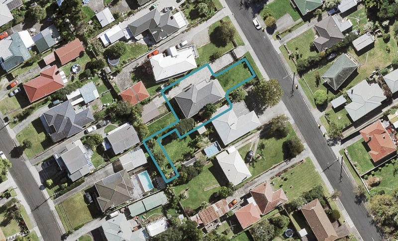 11/6 Kereru Street, Henderson, Auckland - Carousel 1