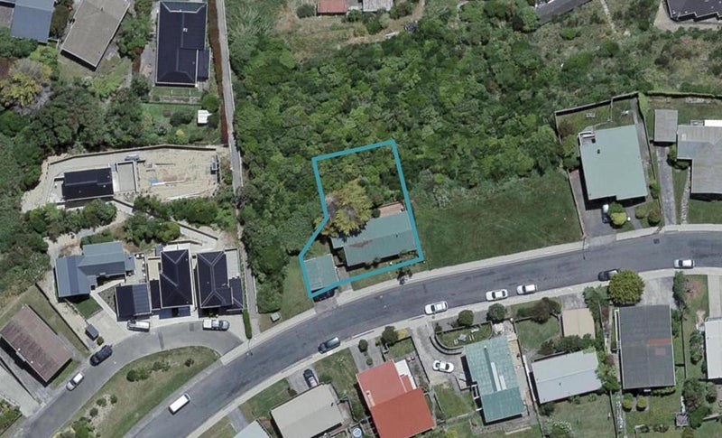 53 Chapman Street, Newlands, Wellington - Carousel 1