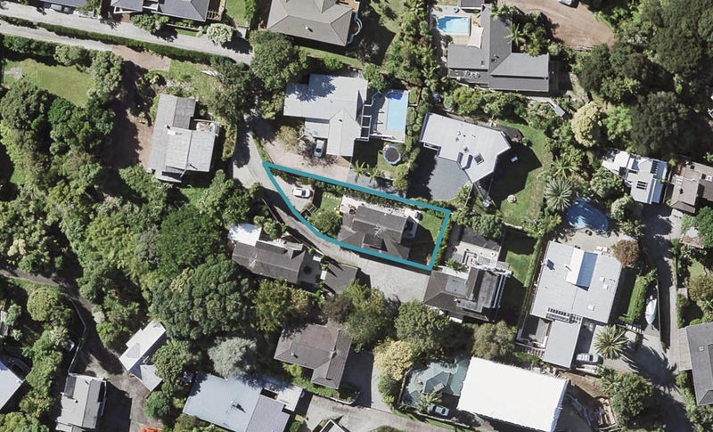 72A Parr Terrace, Castor Bay, Auckland - Carousel 1
