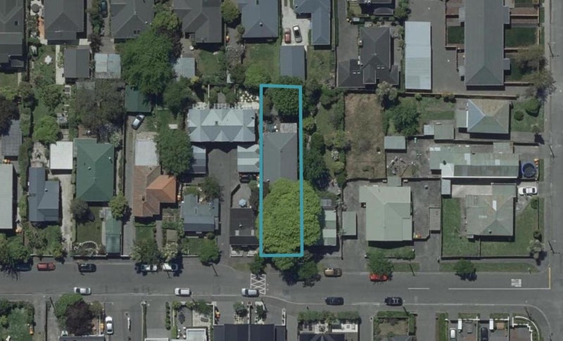 151 Holly Road, St Albans, Christchurch - Carousel 1
