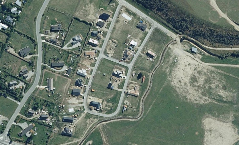 23 Cooper Crescent, Luggate, Wānaka - Carousel 1