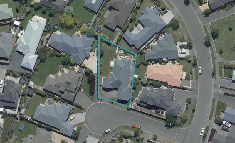 4 Napoleon Close, Harewood, Christchurch - Carousel 1