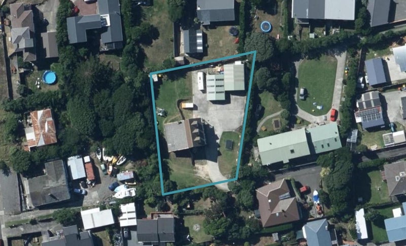 13B Lambley Road, Titahi Bay, Porirua - Carousel 1