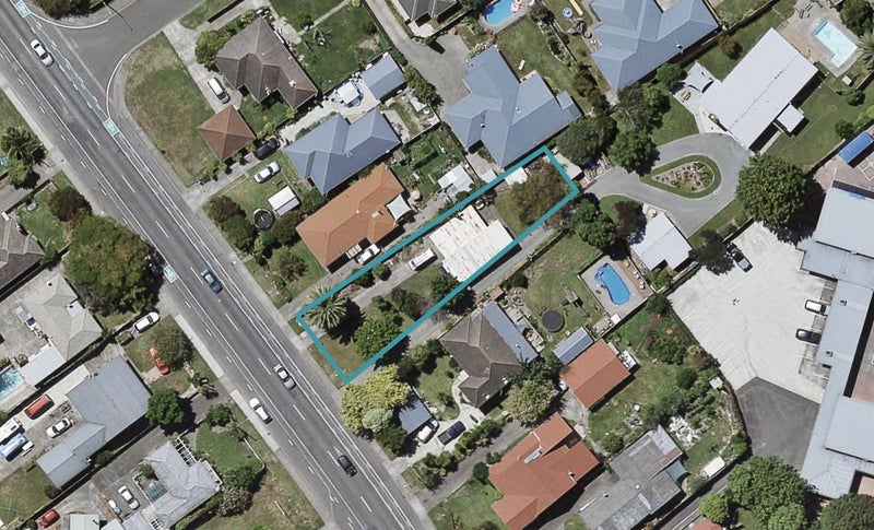 222 Grove Road, Mayfair, Hastings - Carousel 1