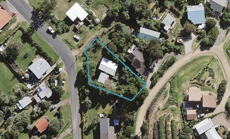 5 Eden Terrace, Onetangi, Waiheke Island - Carousel 1