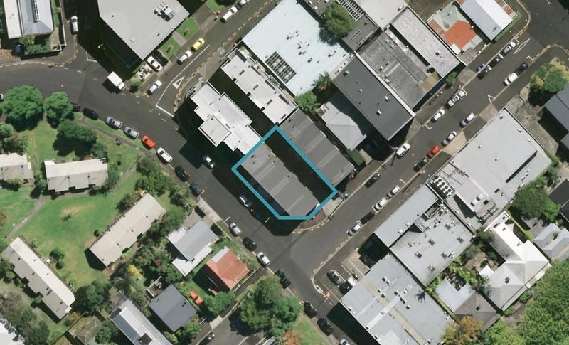 3/32 Ireland Street, Freemans Bay, Auckland - Carousel 1