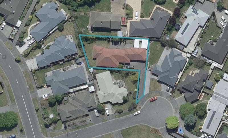 5 Ferngrove Place, Parklands, Christchurch - Carousel 1