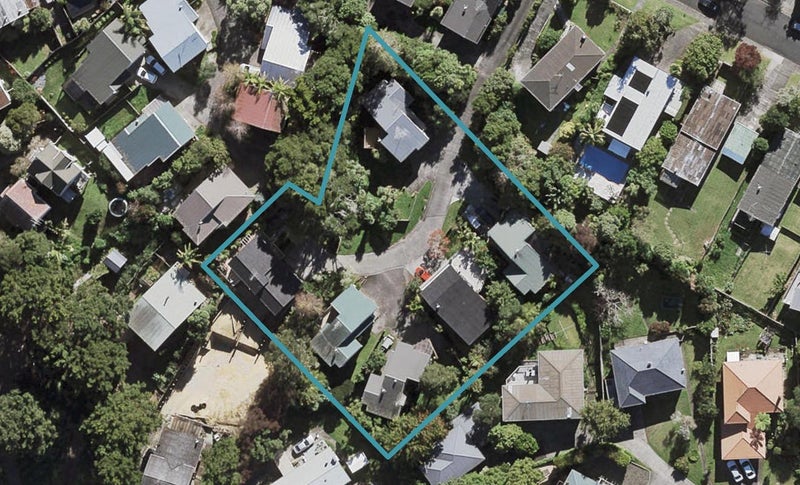 2/60A Lynden Avenue, Hillcrest, Auckland - Carousel 1