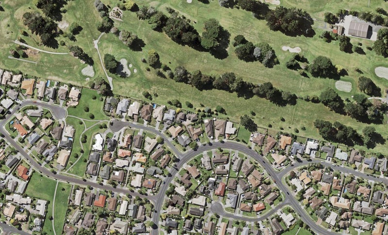 1/51 Golfland Drive, Golflands, Auckland - Carousel 1