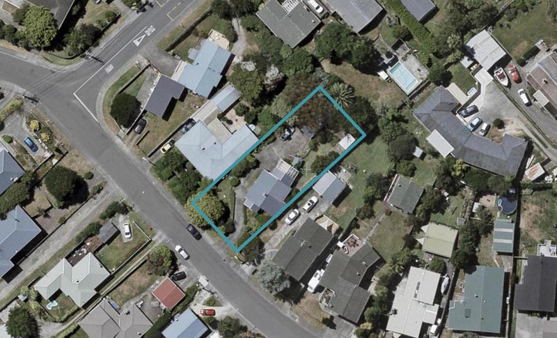 53 Eatwell Avenue, Paraparaumu Beach, Paraparaumu - Carousel 1