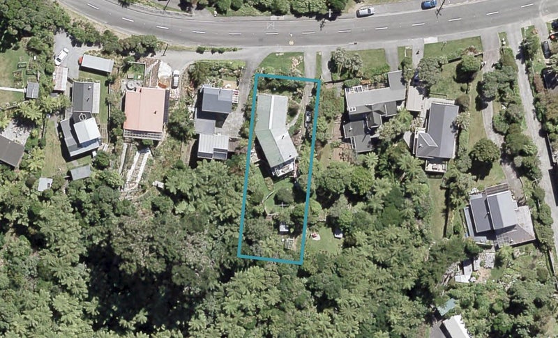 135 Park Road, Belmont, Lower Hutt - Carousel 1