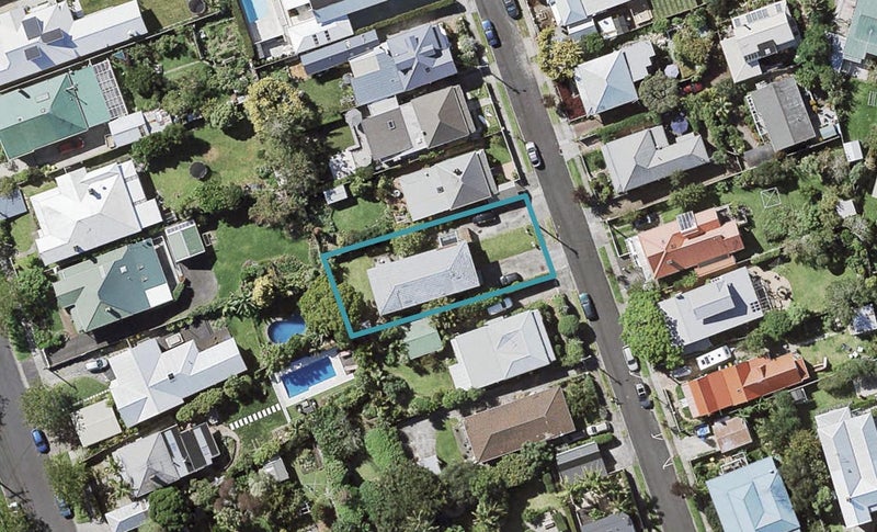 3/5 Cambria Road, Devonport, Auckland - Carousel 1