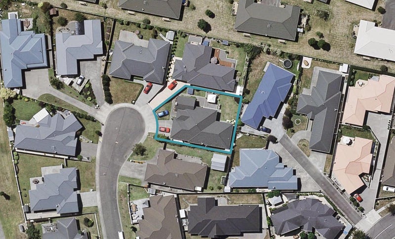 6 Chenin Place, Greenmeadows, Napier - Carousel 1