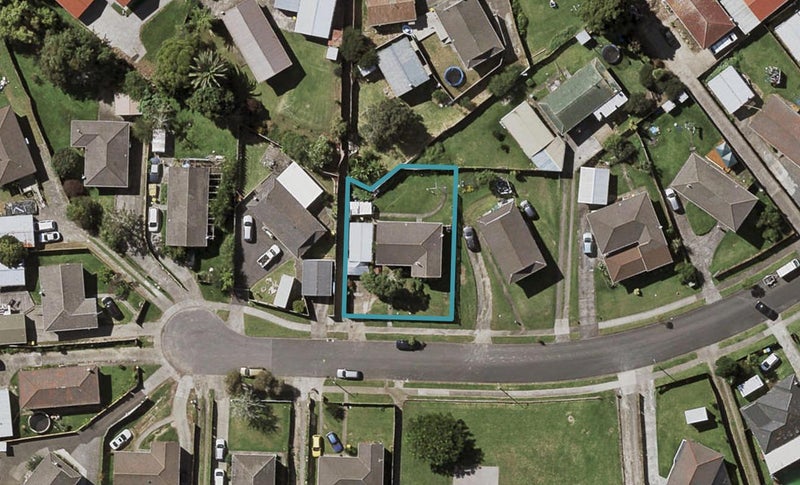 21 Flinders Place, Otara, Auckland - Carousel 1