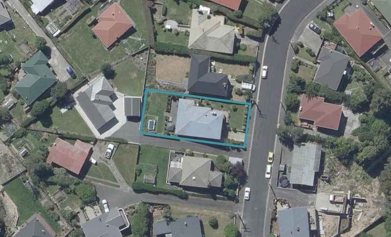 93 Centennial Avenue, Helensburgh, Dunedin - Carousel 1