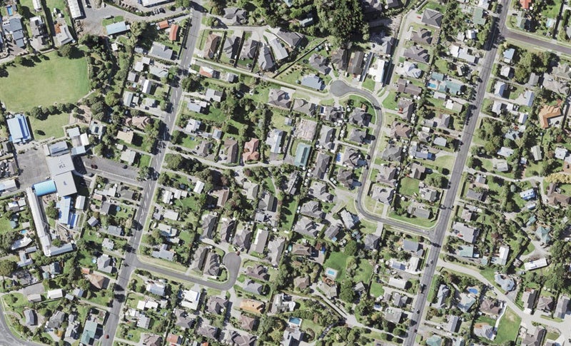 13 Barmaree Lane, Beachlands, Auckland - Carousel 1