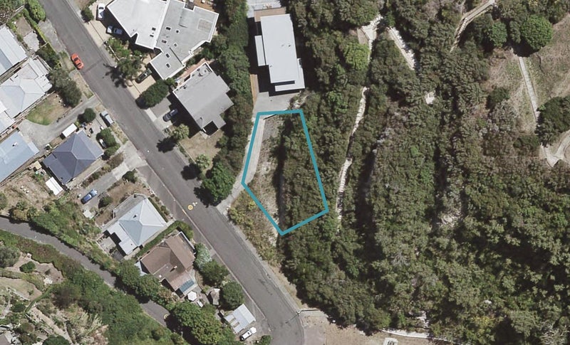 18 Hornsey Road, Bluff Hill, Napier - Carousel 1