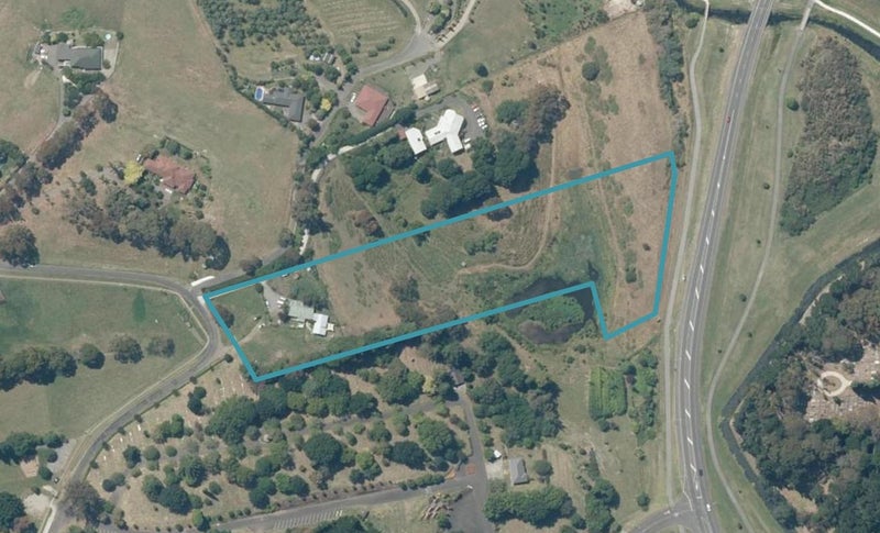 56 Fryer Road, Poraiti, Napier - Carousel 1