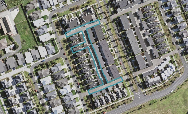 17 Popokatea Drive, Takanini, Auckland - Carousel 1