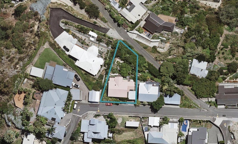 38 Hospital Terrace, Hospital Hill, Napier - Carousel 1