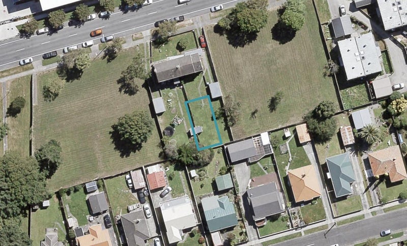 12 Raumanuka Road, Naenae, Lower Hutt - Carousel 1