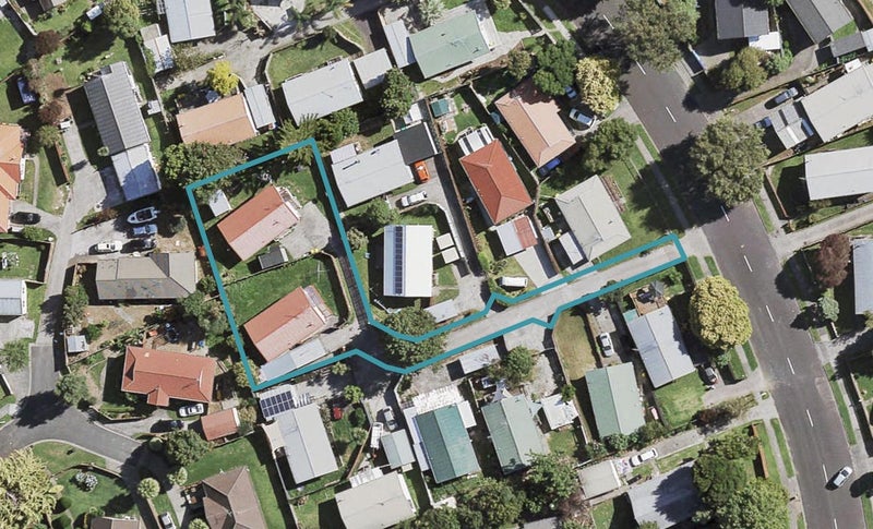2/14 Nearco Street, Randwick Park, Auckland - Carousel 1