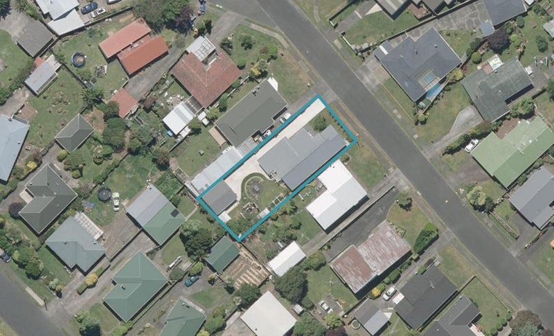 51 Exeter Crescent, Springvale, Whanganui - Carousel 1