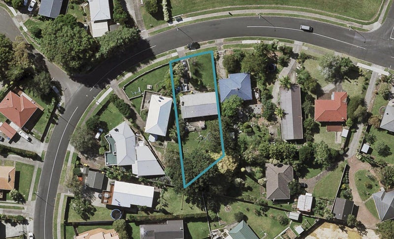 74 Cardiff Road, Pakuranga, Auckland - Carousel 1