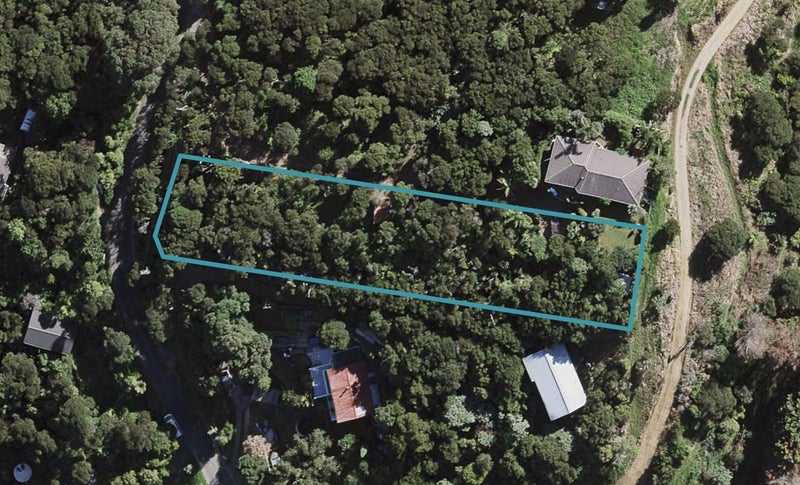 55 Crescent Road East, Ostend, Waiheke Island - Carousel 1