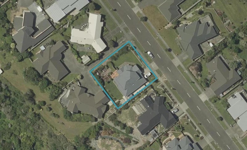 47 Cashmere Drive, Fitzherbert, Palmerston North - Carousel 1