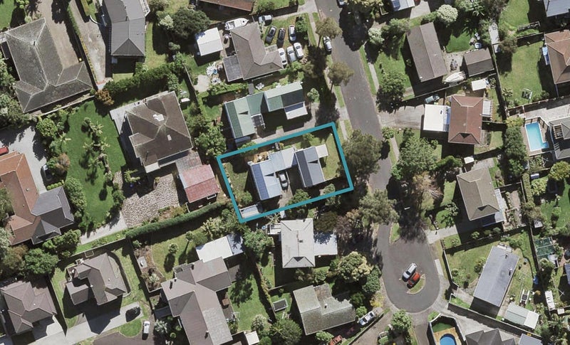 1/9 Steen Place, Mangere Bridge, Auckland - Carousel 1
