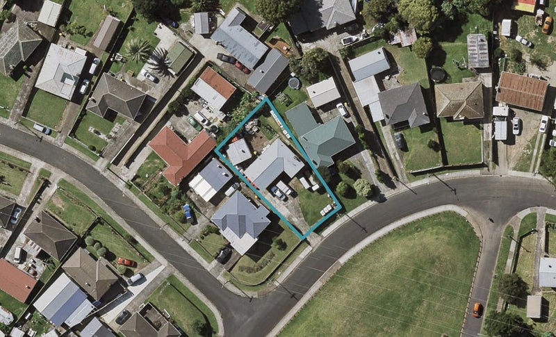 19 Lappington Road, Otara, Auckland - Carousel 1