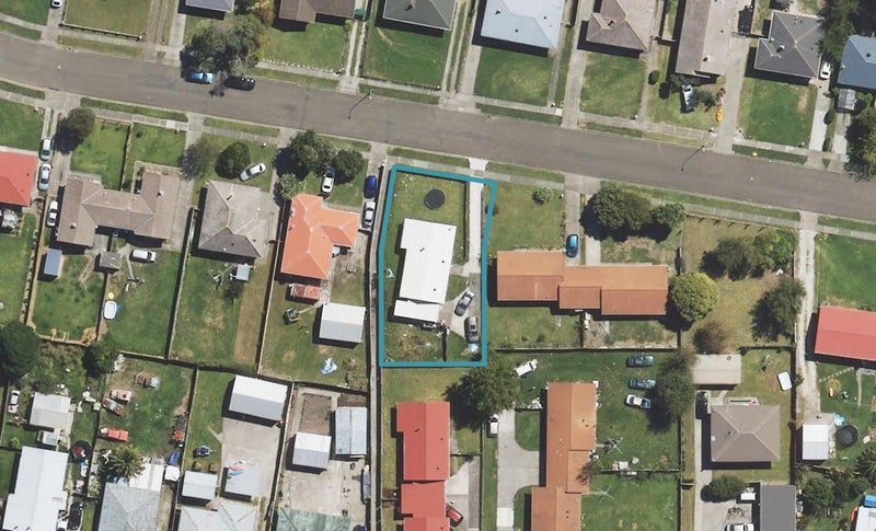 21 Edison Street, Outer Kaiti, Gisborne - Carousel 1