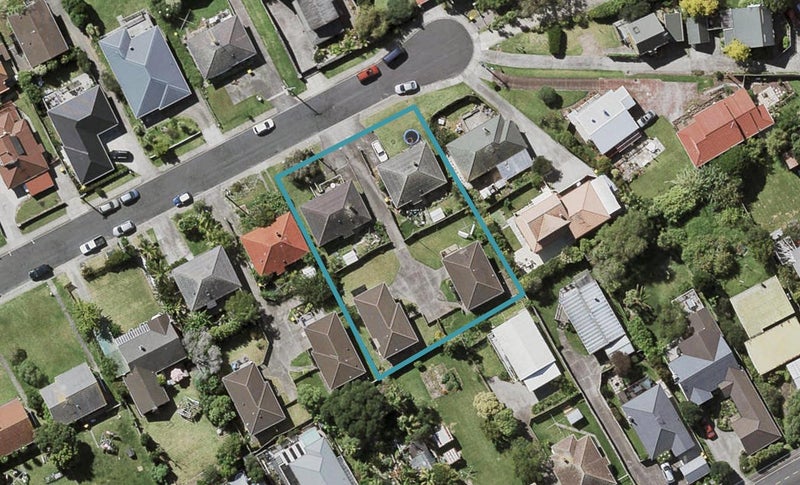 2/100 Beresford Street, Bayswater, Auckland - Carousel 1