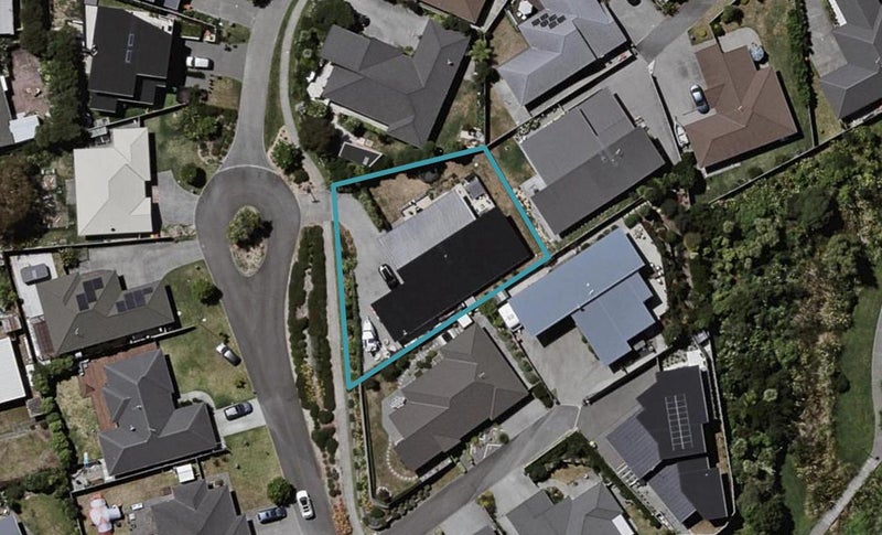14 Simpson Crescent, Raumati Beach, Paraparaumu - Carousel 1
