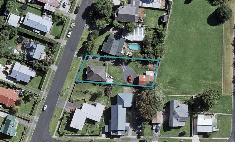 34 Martyn Street, Waiuku, Waiuku - Carousel 1
